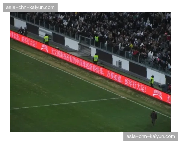 评论:球场Wi-Fi6E全覆盖成为标配,这是技术竞赛还是现代体育场馆的基本服务义务? 评论:球场Wi-Fi6E全覆盖成为标配,这是技术竞赛还是现代体育场馆的基本服务义务?